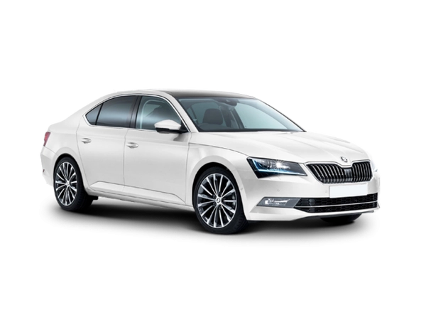 Skoda Superb Белый Moon металлик